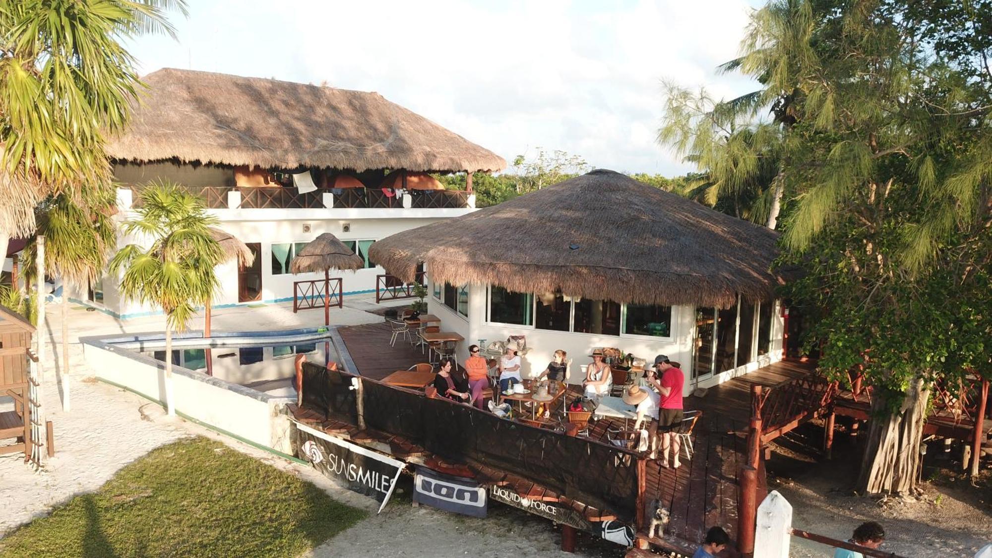 Ikarus Costa Mujeres Eco Lodge Sunset View Cancún Eksteriør billede